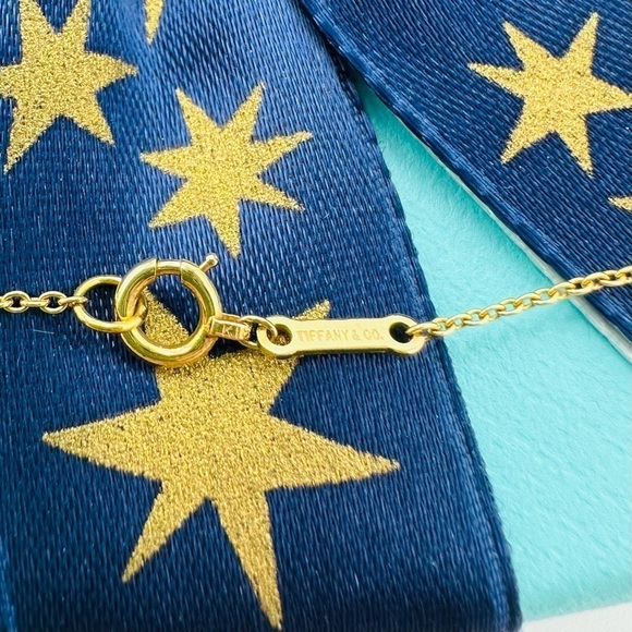 RARE Tiffany & Co. Vintage Coral Letter “A” Initial Necklace 18K Yellow Gold Box - Picture 5 of 10